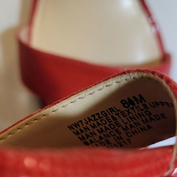 NINE WEST OPEN TOE ANKLE STRAP AND BUCKLE CLOSURE HEEL SANDAL - Picture 15 of 15